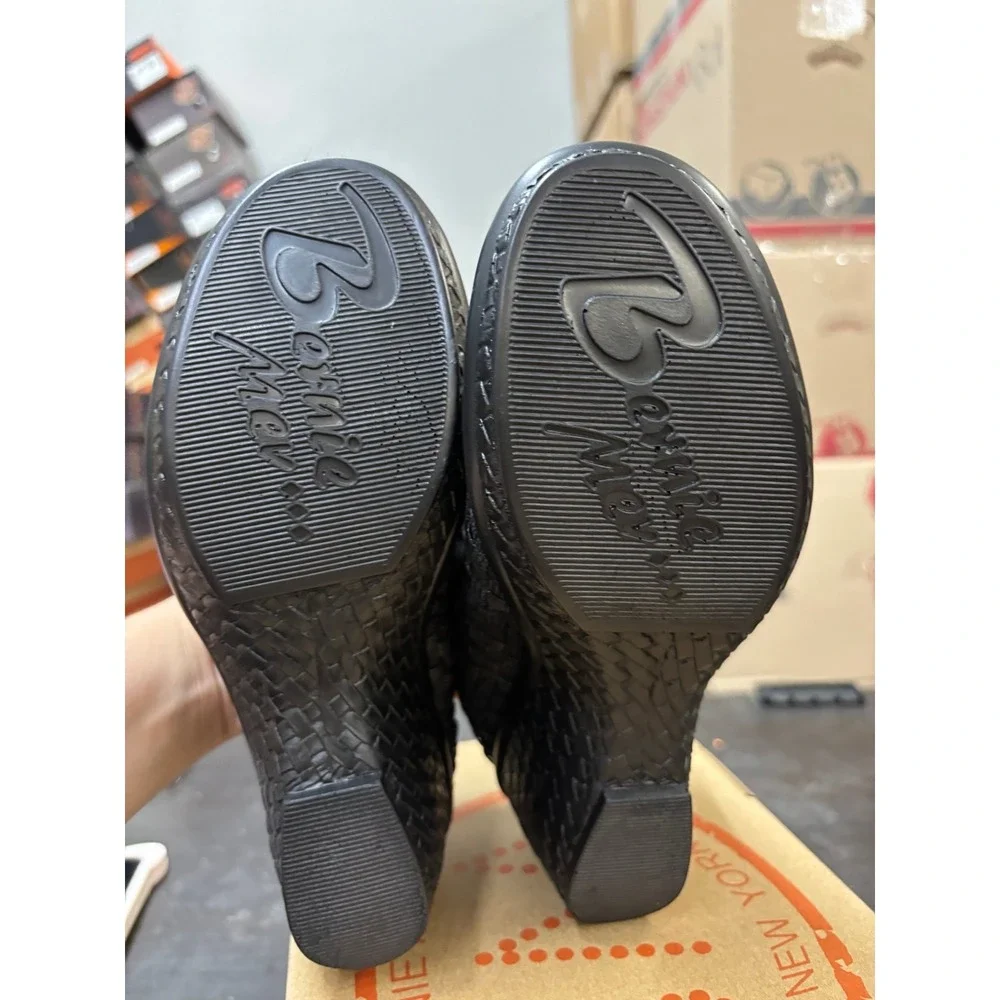 Bernie Mev Lane Black Metallic Woven Wedge Sandals Womens Size 37 US 6-6.5